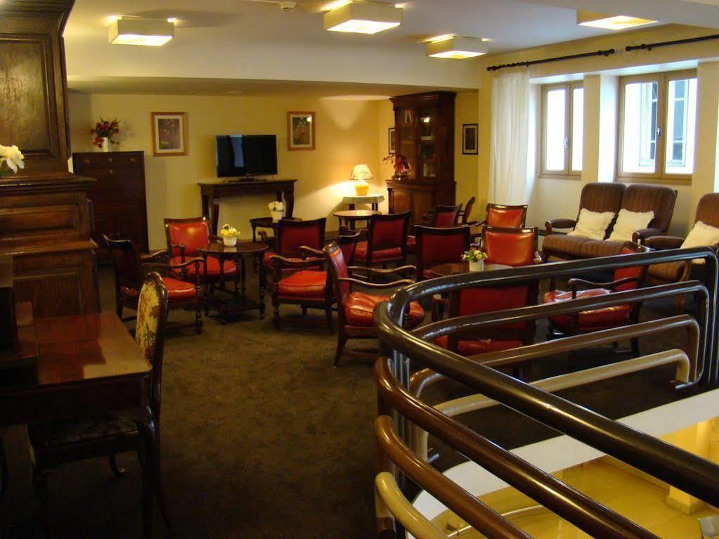 Hotel Saint Sebastien Lourdes Bagian luar foto