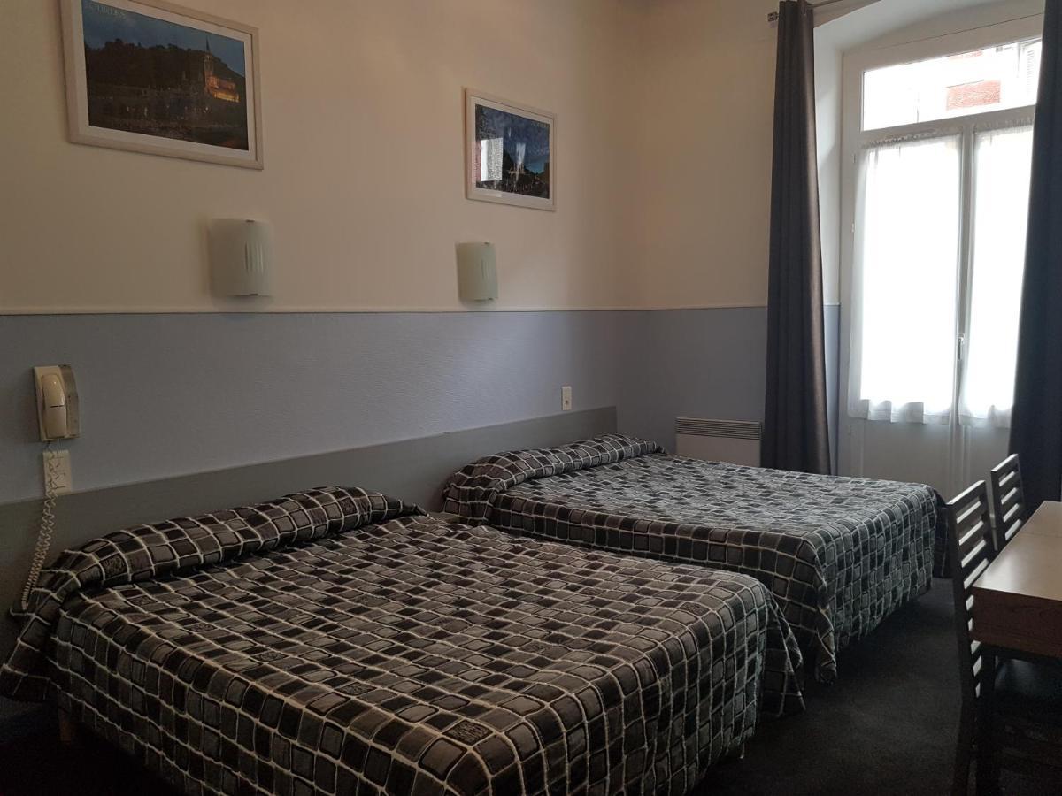 Hotel Saint Sebastien Lourdes Bagian luar foto
