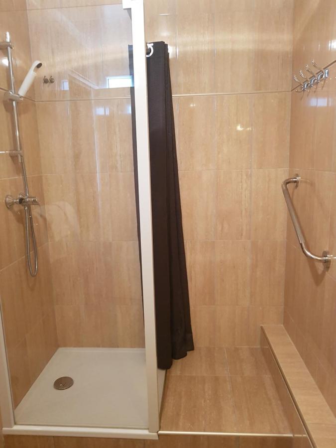Hotel Saint Sebastien Lourdes Bagian luar foto
